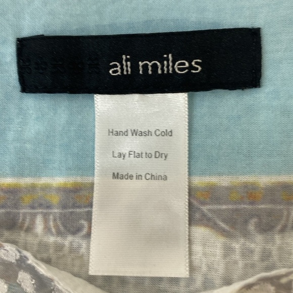 Ali Miles Art to Wear Top - Picture 8 of 9